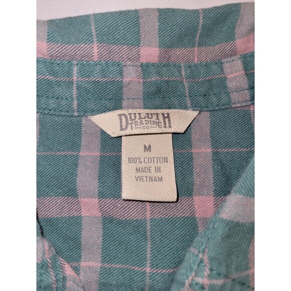 Duluth Trading Co Flannel Shirt Womens Medium Plaid Green Pink Gorpcore Outdoors - Picture 6 of 7